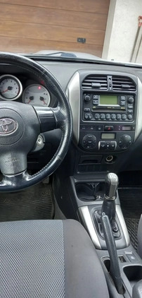 Toyota RAV4 cena 21900 przebieg: 255000, rok produkcji 2005 z Lądek-Zdrój małe 16